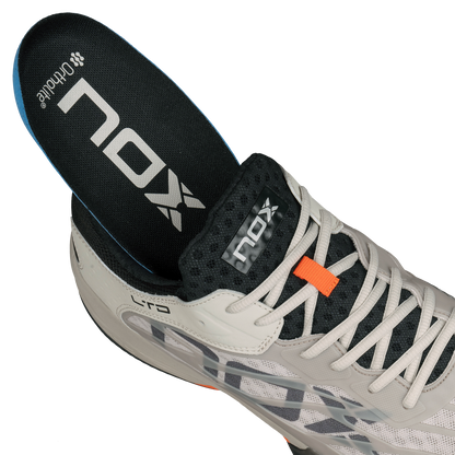 Zapatillas de Pádel NOX AT10 Limited Edition 2024 Beige