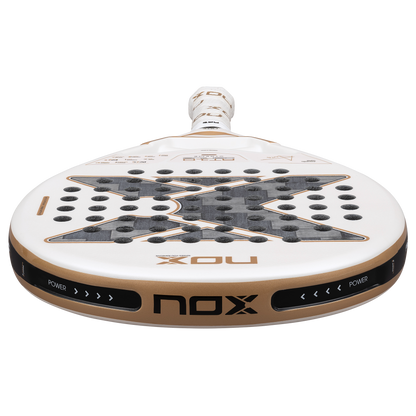 Pala Nox AT10 Genius 12K Alum Xtrem by Agustín Tapia 2026